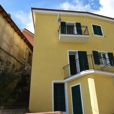 度假居 Family House With Amazing View
